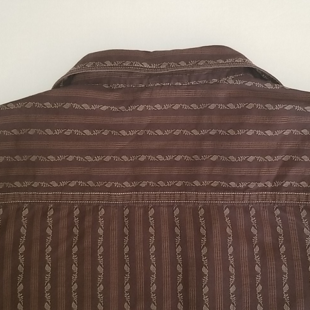 The North Face 3/4 Sleeve Cotton Shirt - Picture 8 of 9